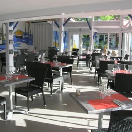 Campsite Mobil-home Les Bains 4pers Andernos-les-Bains